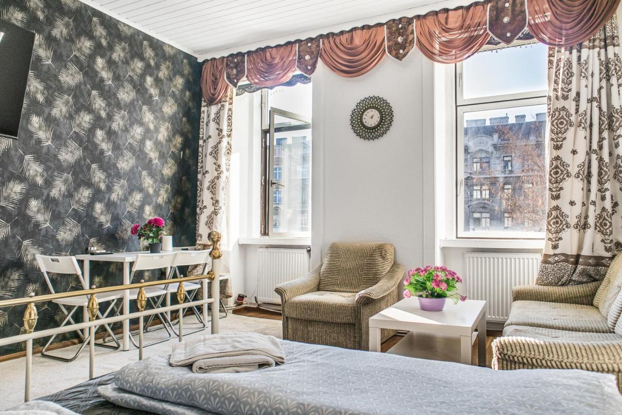 Apartament Adorable 2br Apt. Near Millenium Tower And Danube